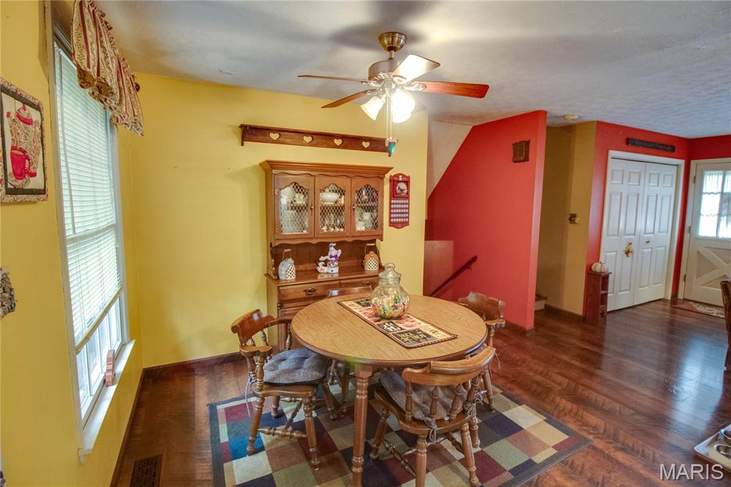 5328 Seminary Road Property Photo 10