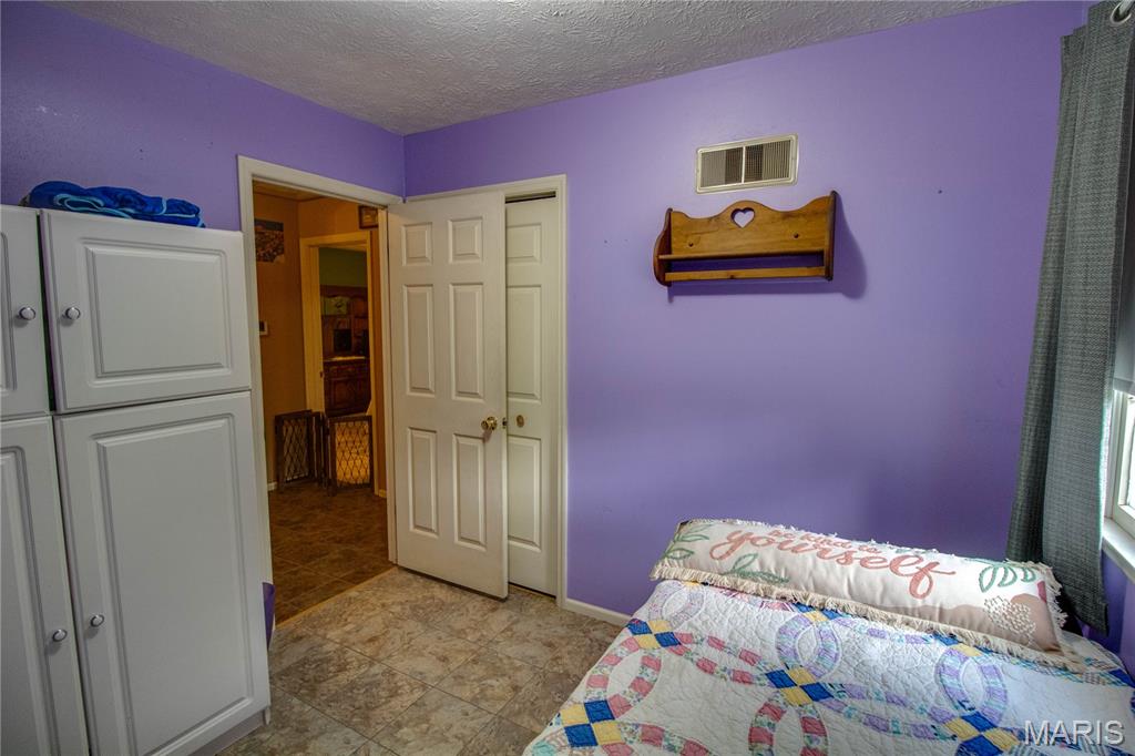 5328 Seminary Road Property Photo 19