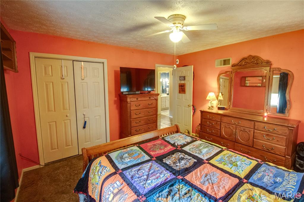 5328 Seminary Road Property Photo 21