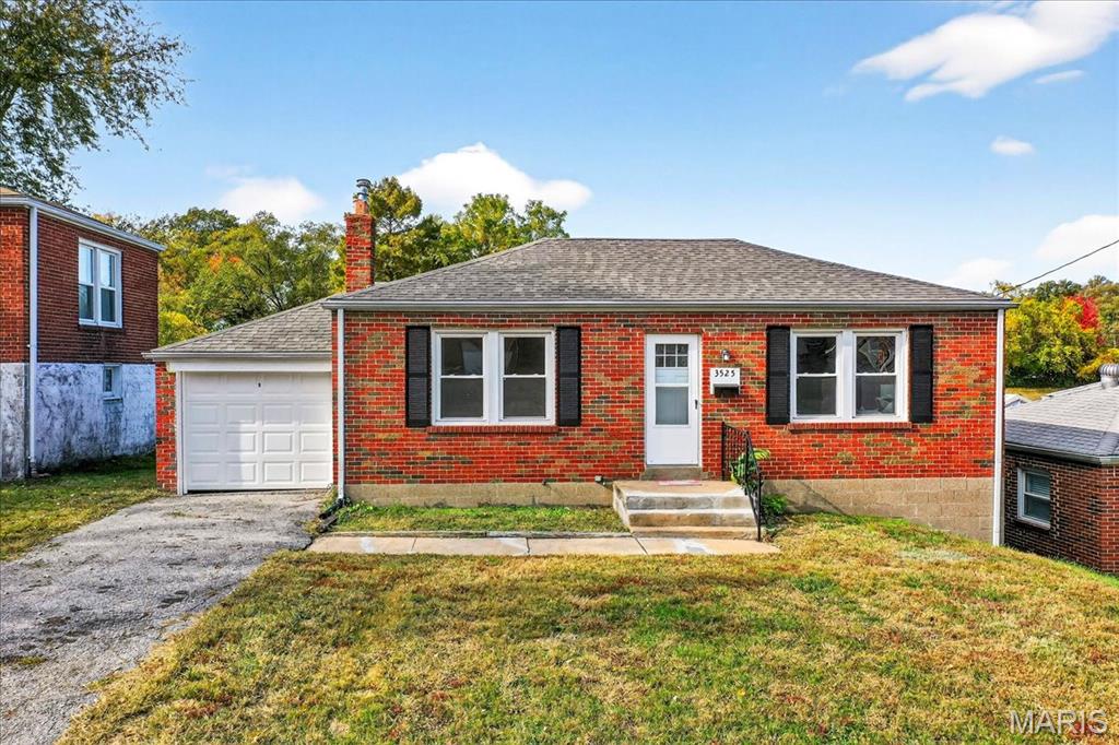 3525 Wismer Road Property Photo 1