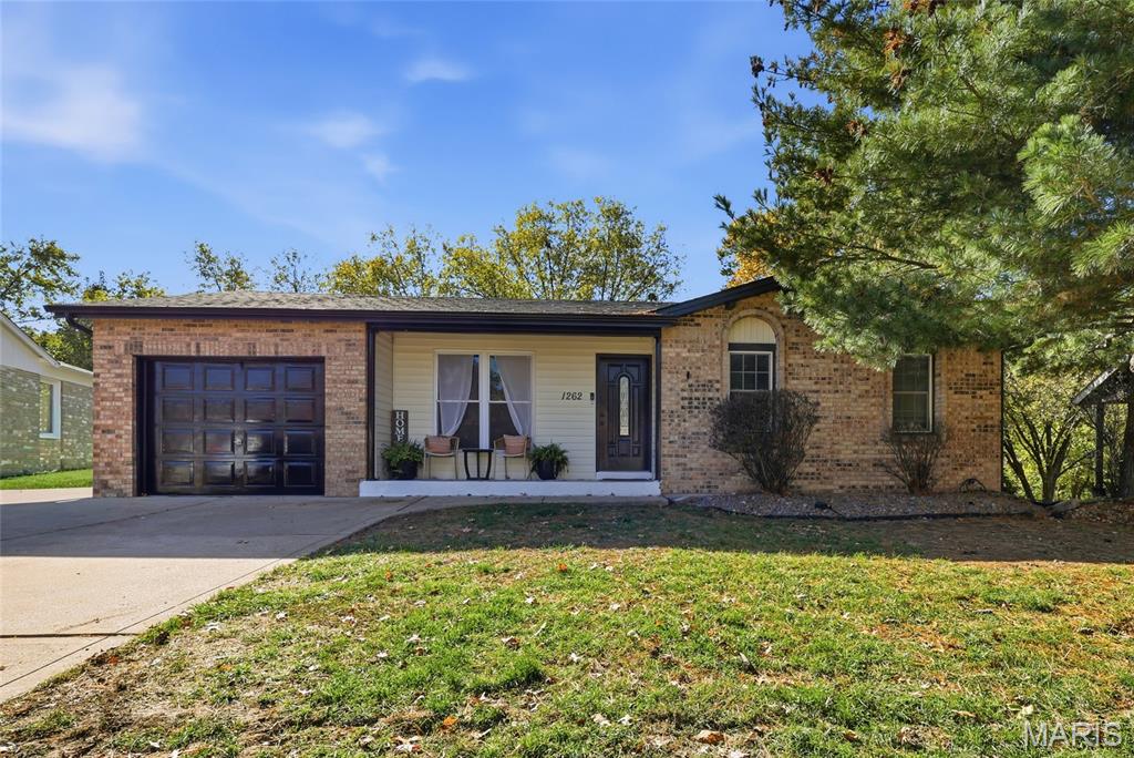 1262 Kings Trail Lane Property Photo 1