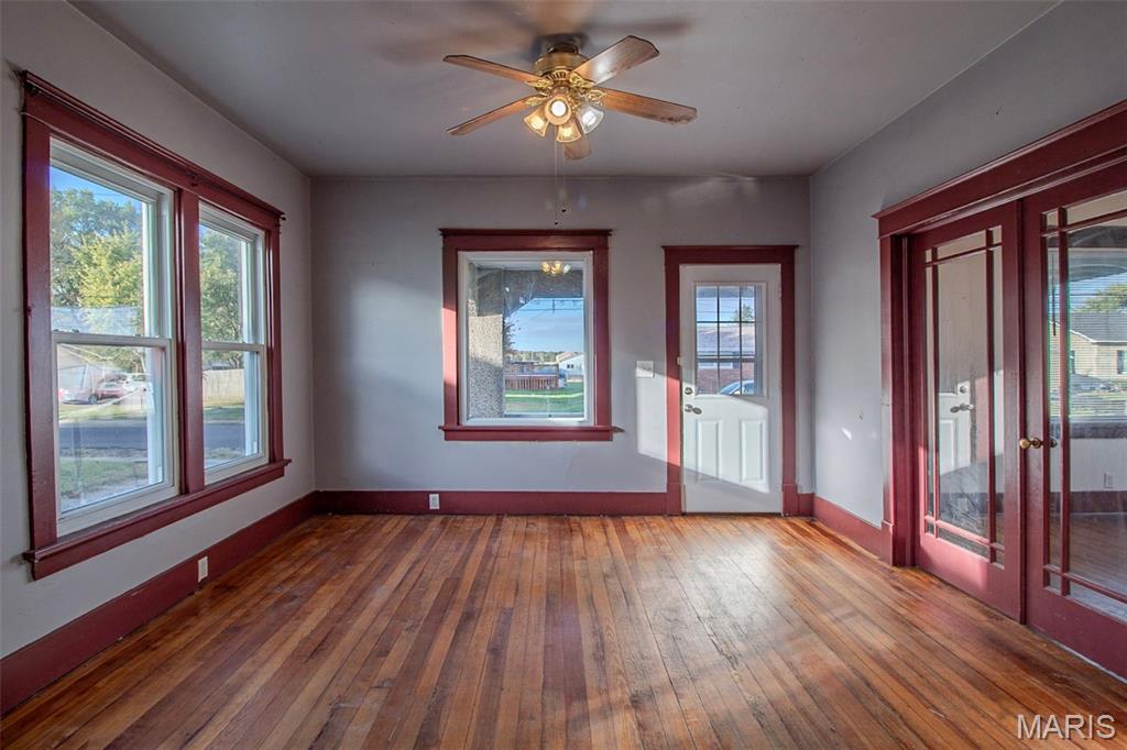 124 W Prairie Street Property Photo 6