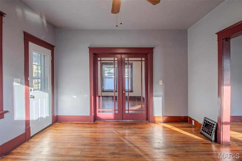 124 W Prairie Street Property Photo 8