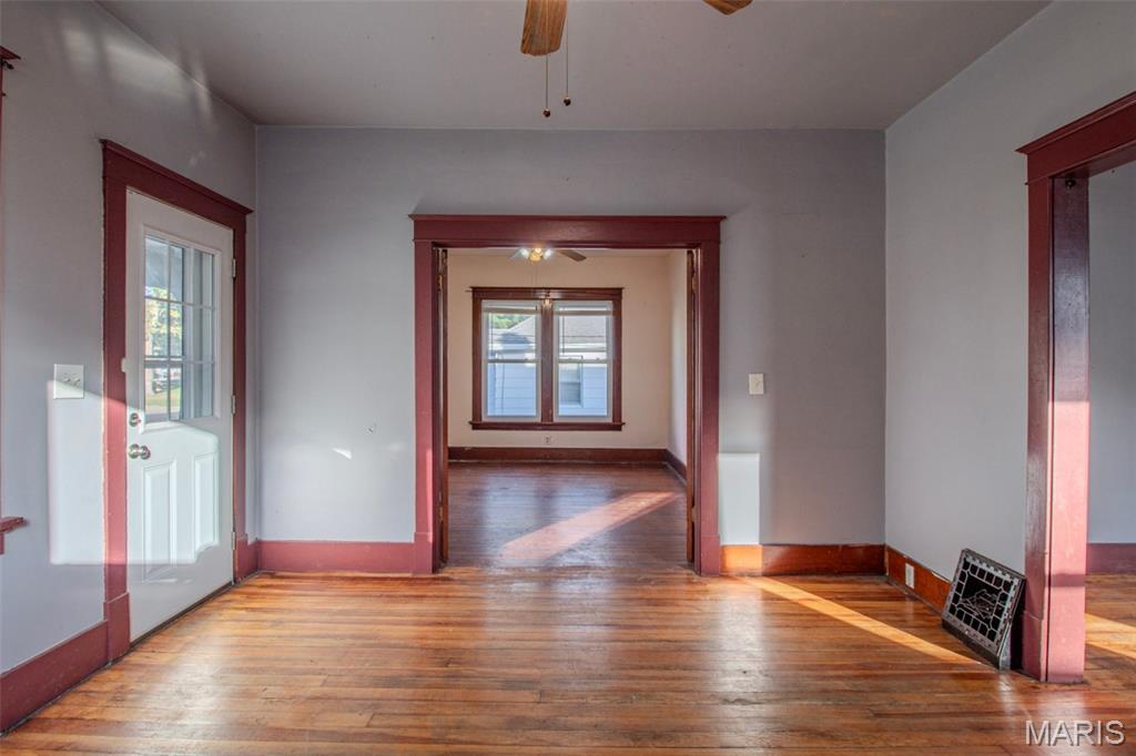 124 W Prairie Street Property Photo 9