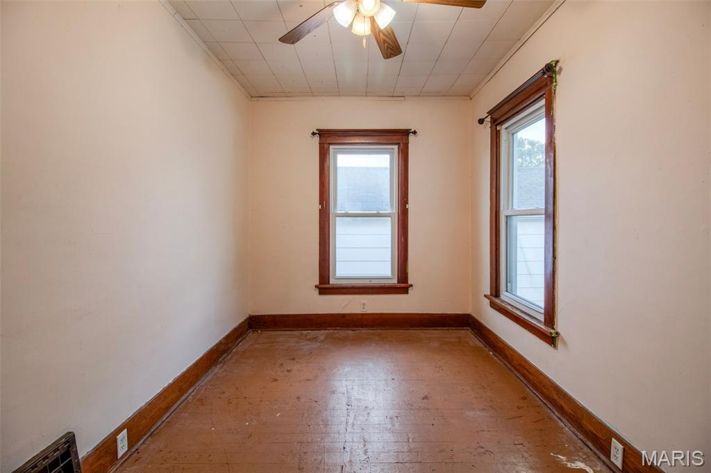 124 W Prairie Street Property Photo 27