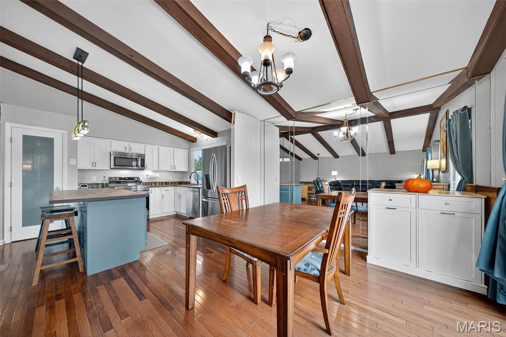 1605 Country Acres Drive Property Photo 18