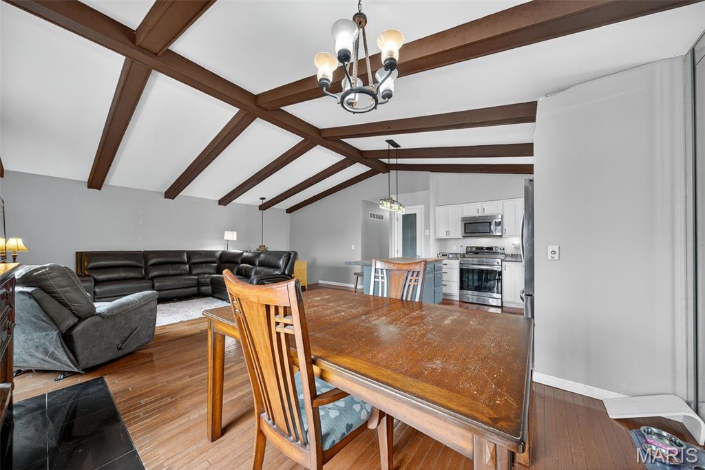 1605 Country Acres Drive Property Photo 19