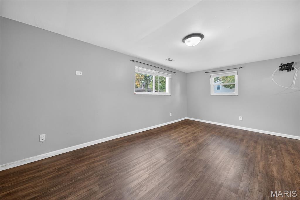 1605 Country Acres Drive Property Photo 37