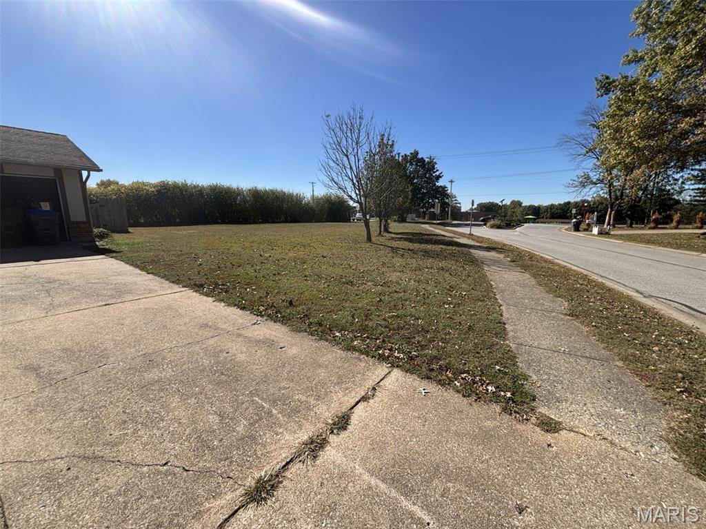 1605 Country Acres Drive Property Photo 45