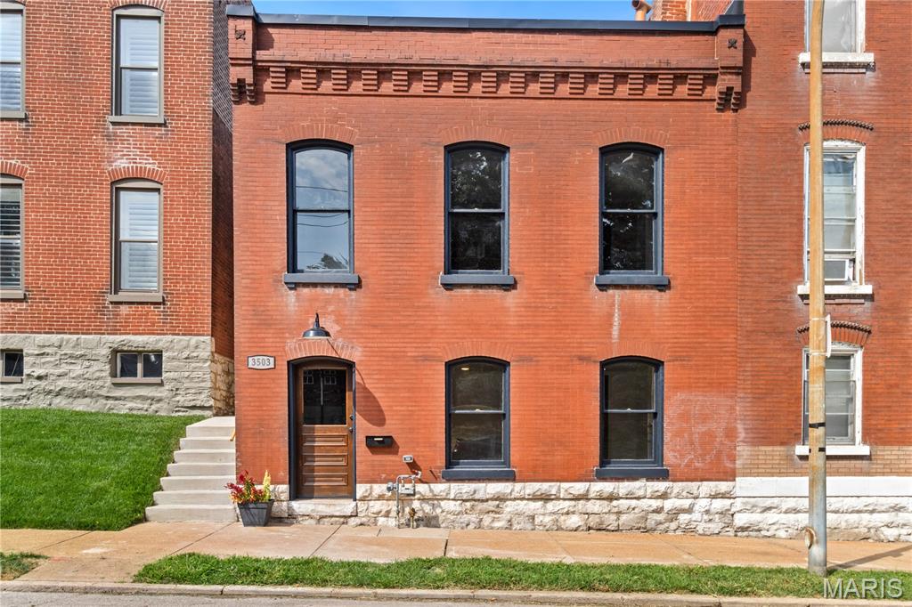 3503 Wisconsin Avenue Property Photo 1