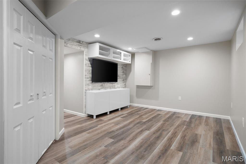 9740 Old Warson Road Property Photo 18