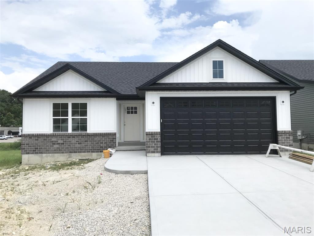 1652 Flagstaff Drive Property Photo 1