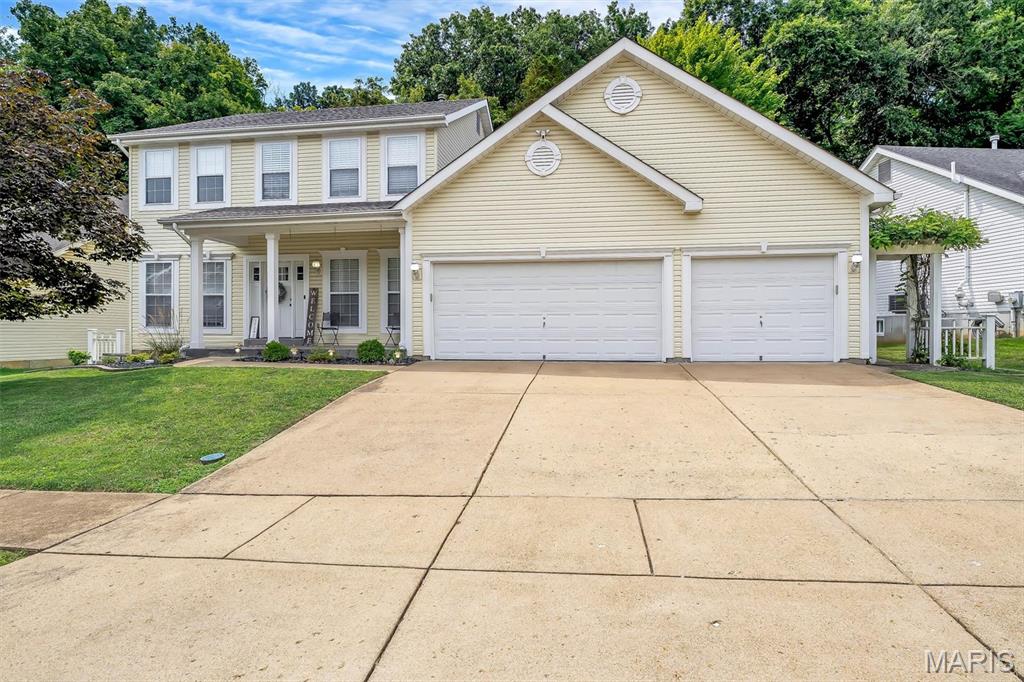 17242 Hilltop Ridge Drive Property Photo 1