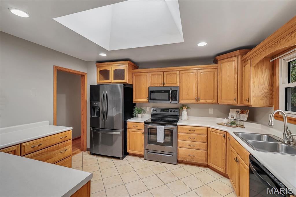 13 W Douglas Drive Property Photo 9