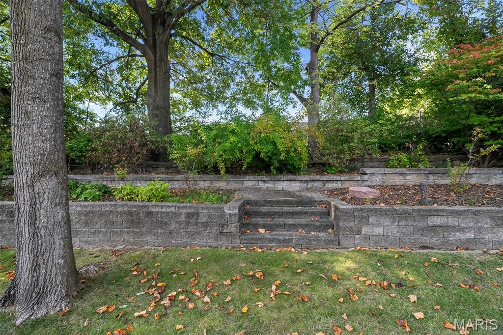 13 W Douglas Drive Property Photo 38