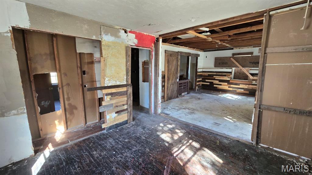 329 Watson Road Property Photo 8