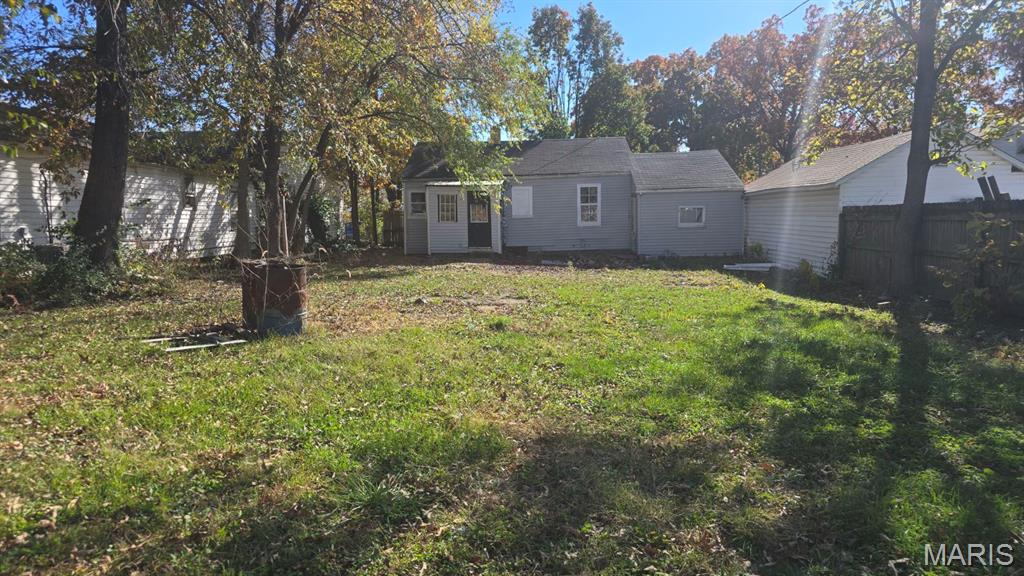 329 Watson Road Property Photo 9