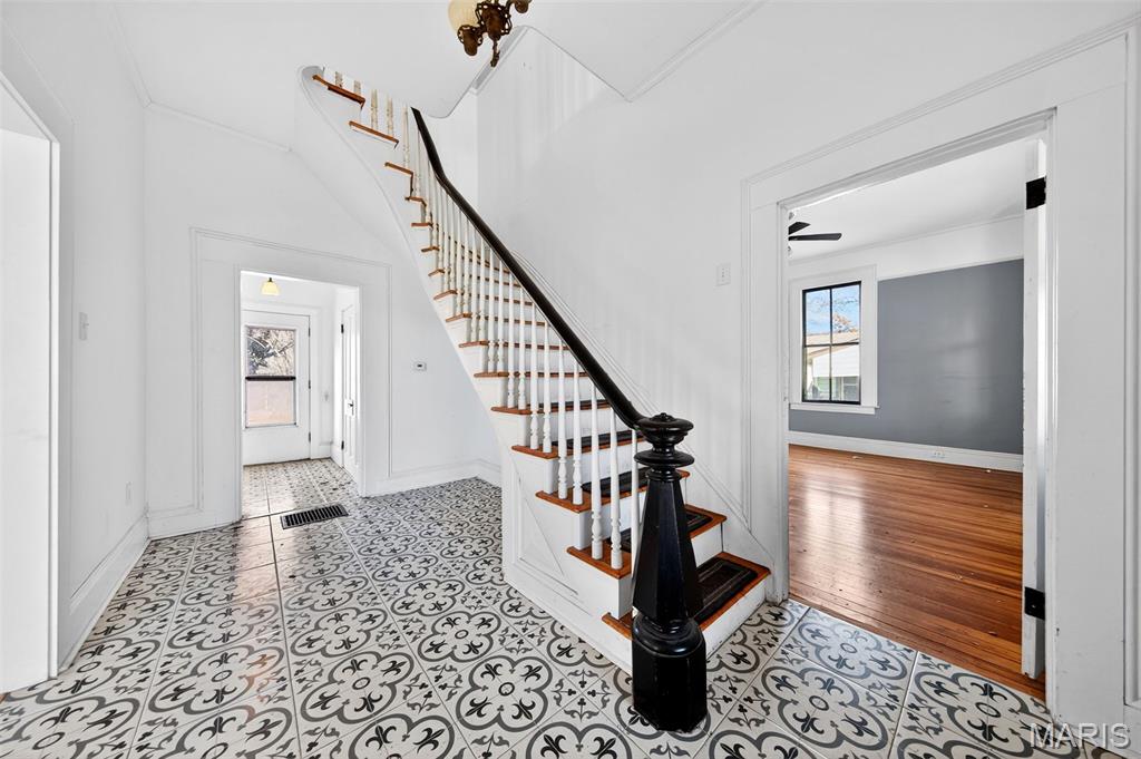 11 Miller Place Property Photo 6