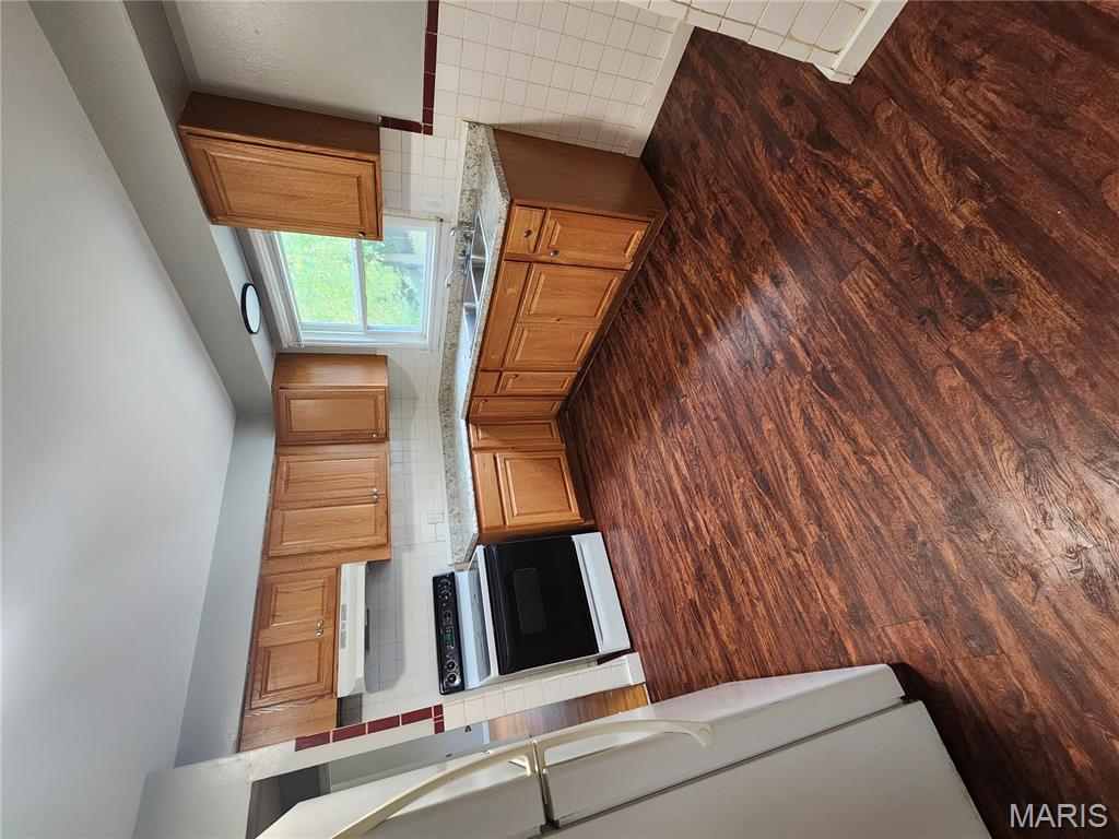 8550 Jenny Drive Property Photo 12