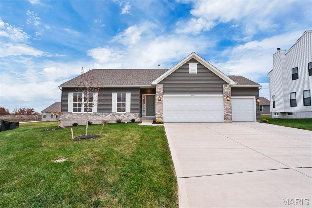 22712 Danison Drive Property Photo 1