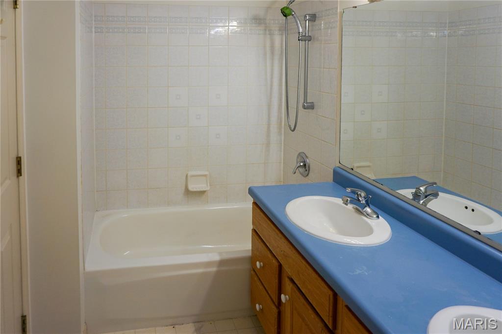503 Lariat Lane Property Photo 20