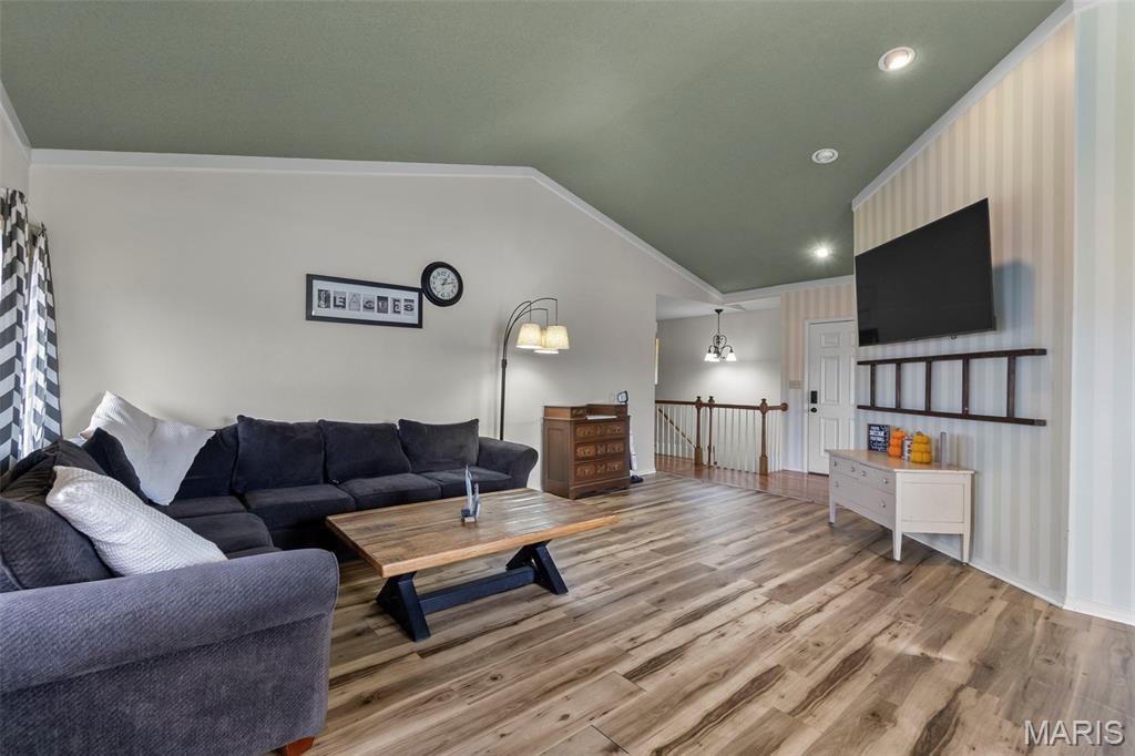 2386 Bent Creek Drive Property Photo 10