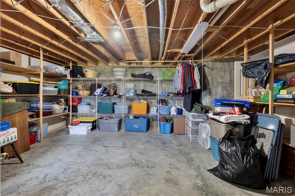 2386 Bent Creek Drive Property Photo 32