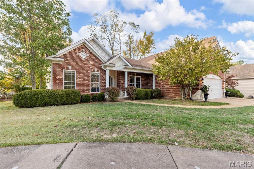 2364 The Courts Drive Property Photo 1