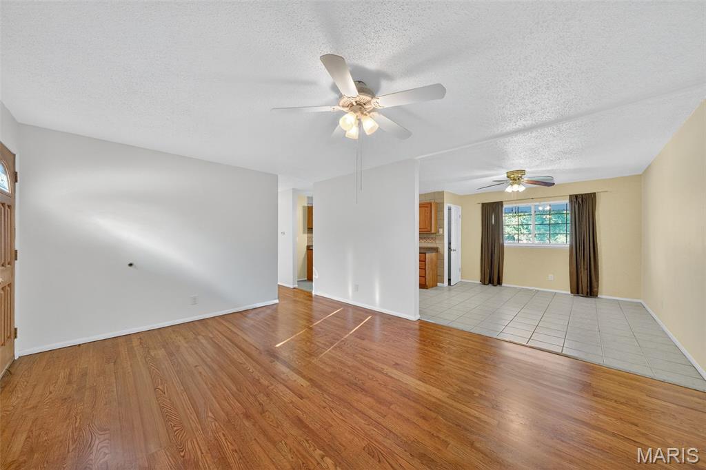 3291 Bristol Hall Drive Property Photo 4