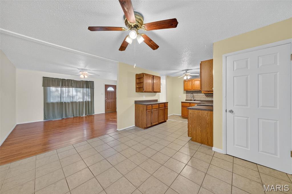 3291 Bristol Hall Drive Property Photo 6