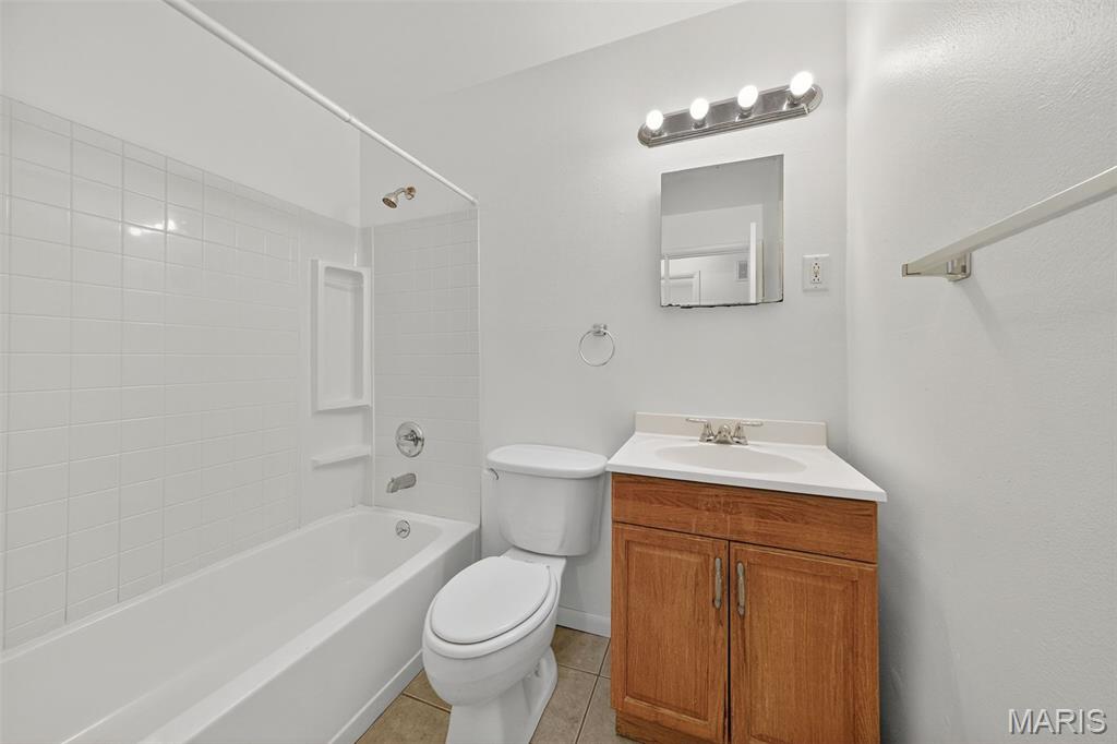 3291 Bristol Hall Drive Property Photo 15