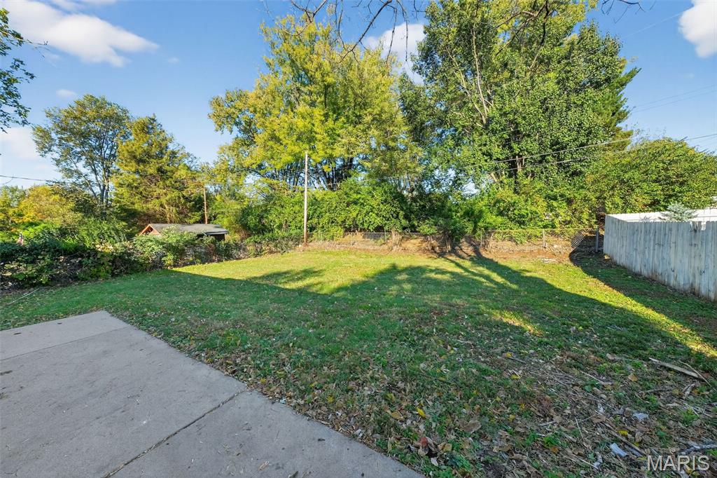 3291 Bristol Hall Drive Property Photo 18