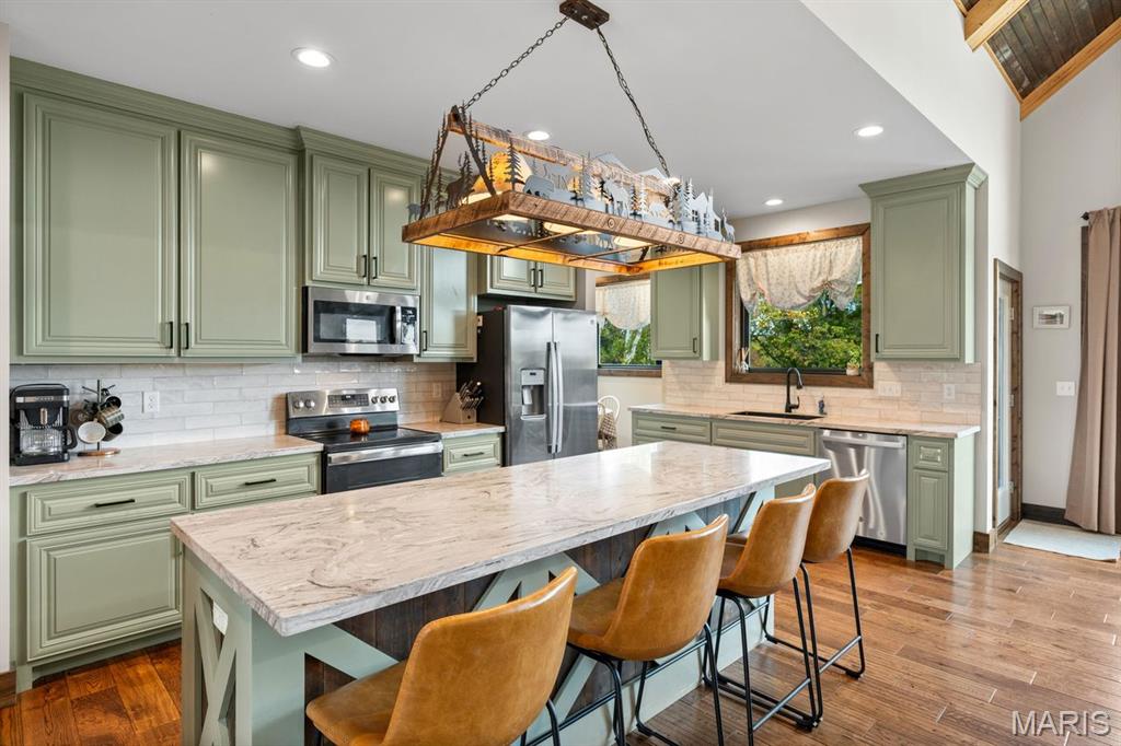 975 Foggy Court Property Photo 8