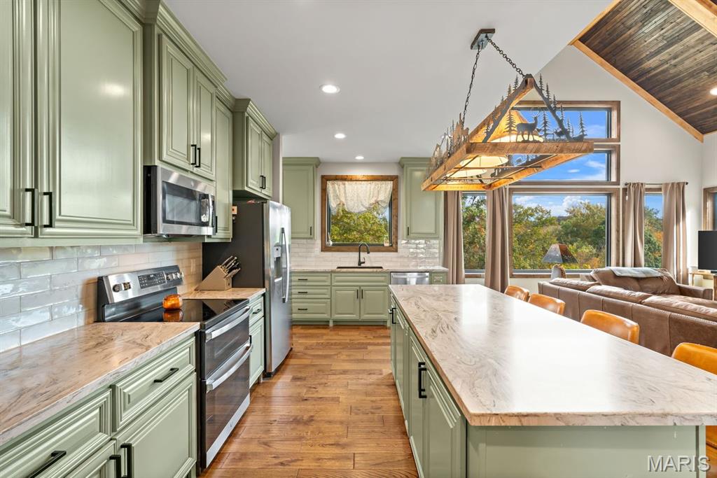 975 Foggy Court Property Photo 9