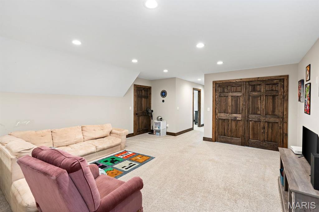 975 Foggy Court Property Photo 29