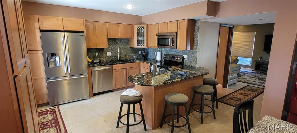 10070 Sakura Drive Property Photo 3