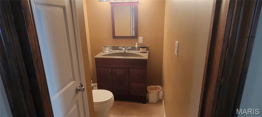 10070 Sakura Drive Property Photo 4