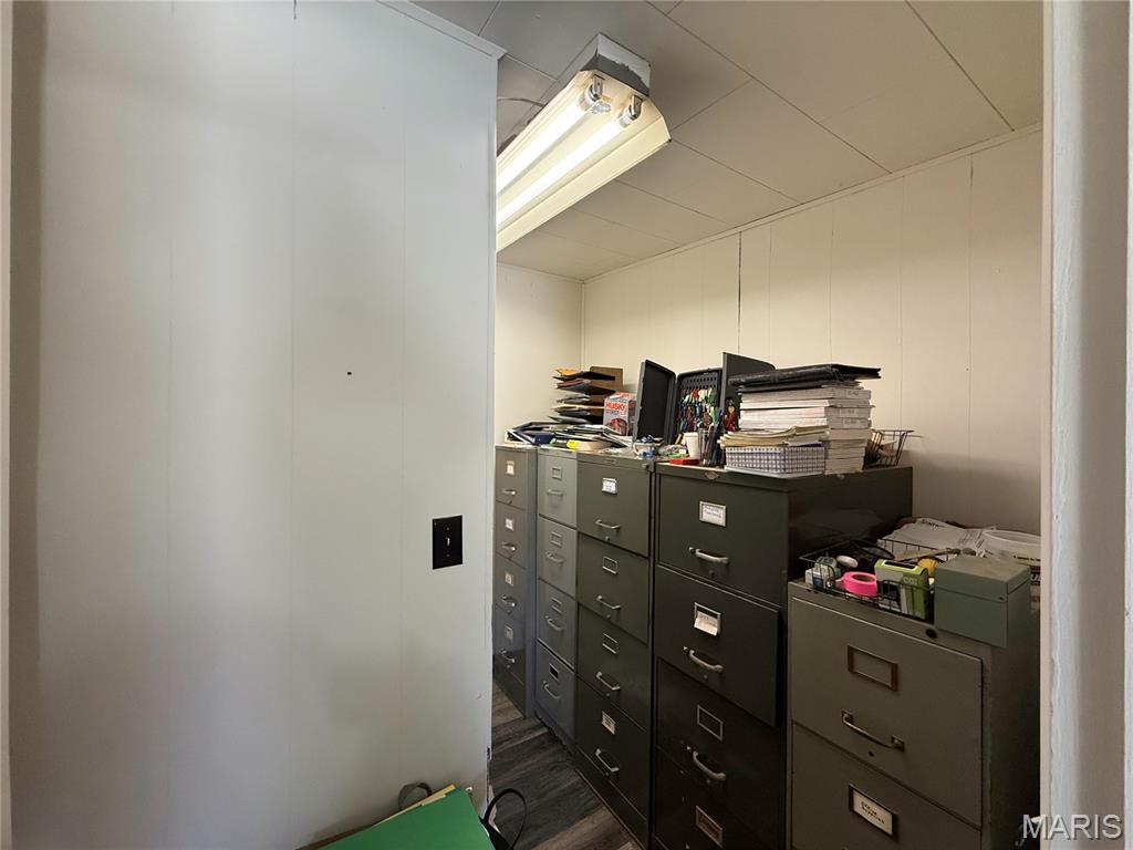202 N Mccune Street Property Photo 18