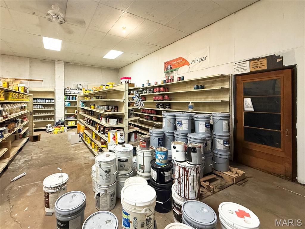 202 N Mccune Street Property Photo 26