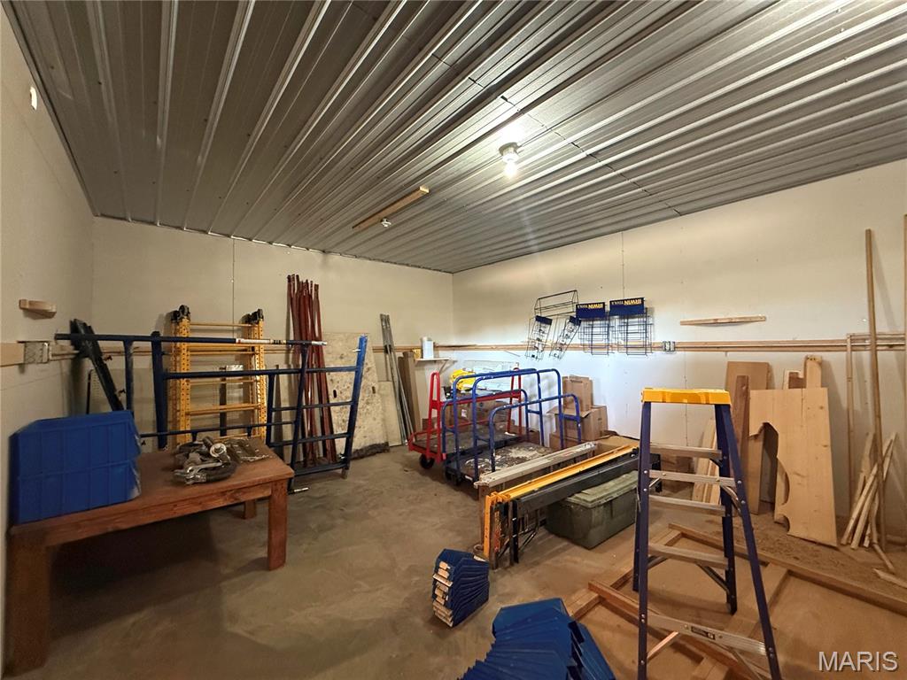 202 N Mccune Street Property Photo 50