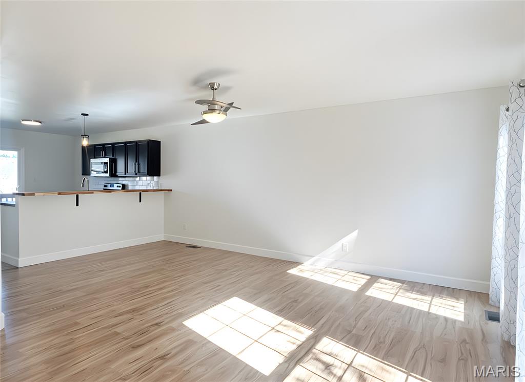 221 Candice Way Property Photo 3