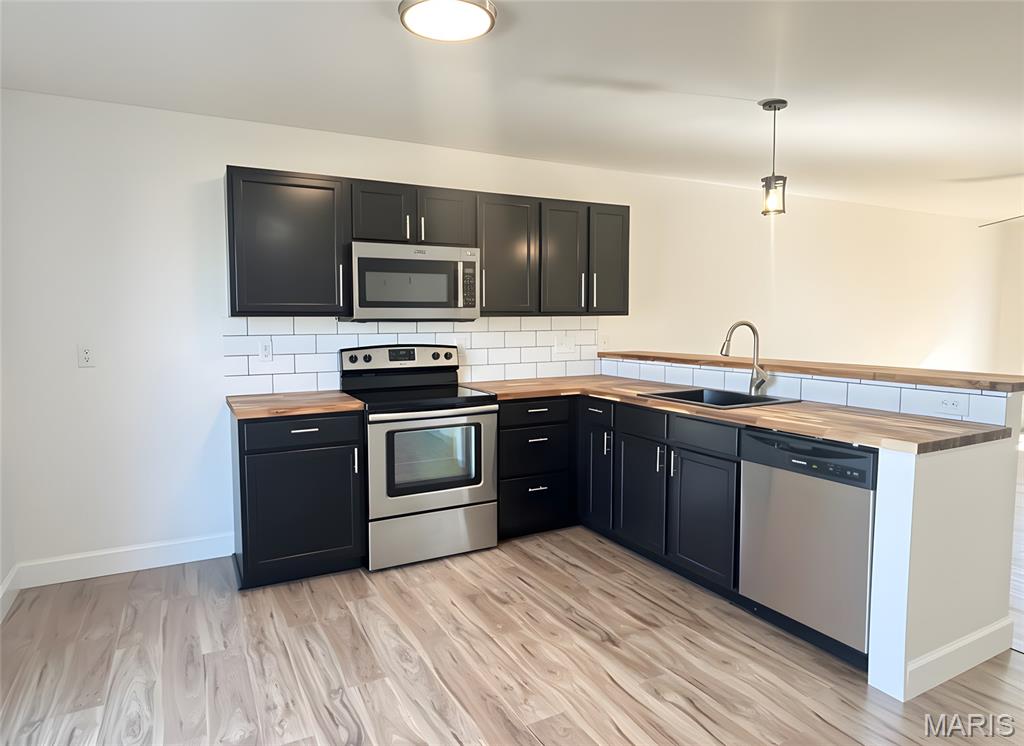 221 Candice Way Property Photo 8