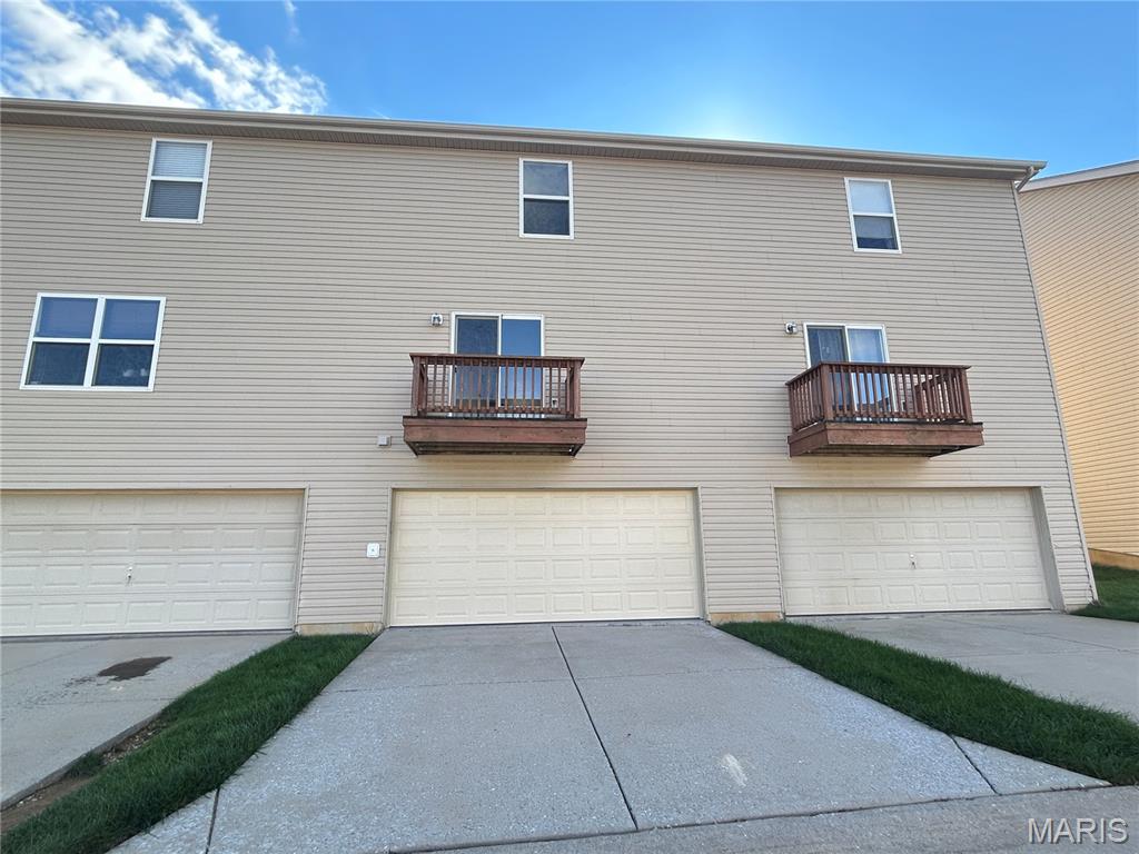 221 Candice Way Property Photo 26