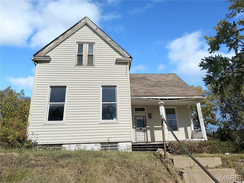 1041 Garth Avenue Property Photo 1