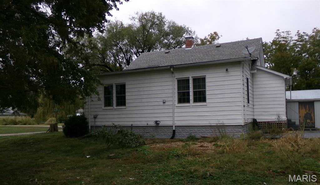 222 Buchanan Street Property Photo 6