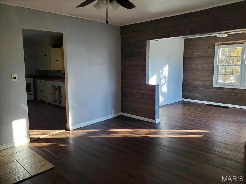 222 Buchanan Street Property Photo 9
