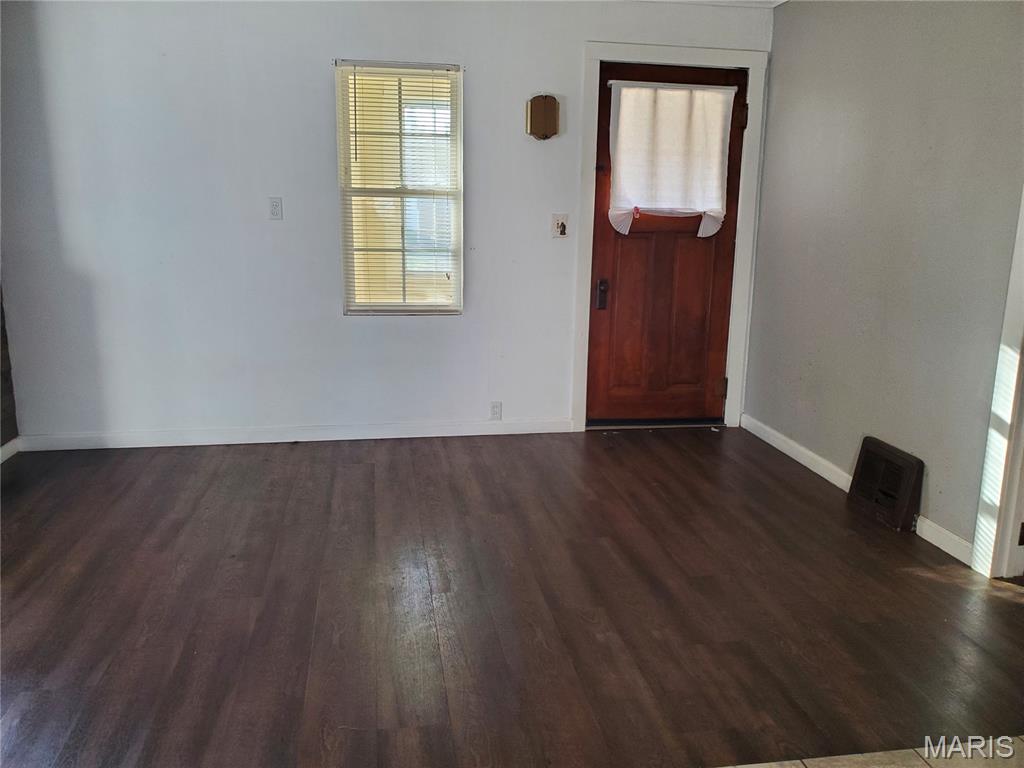 222 Buchanan Street Property Photo 11