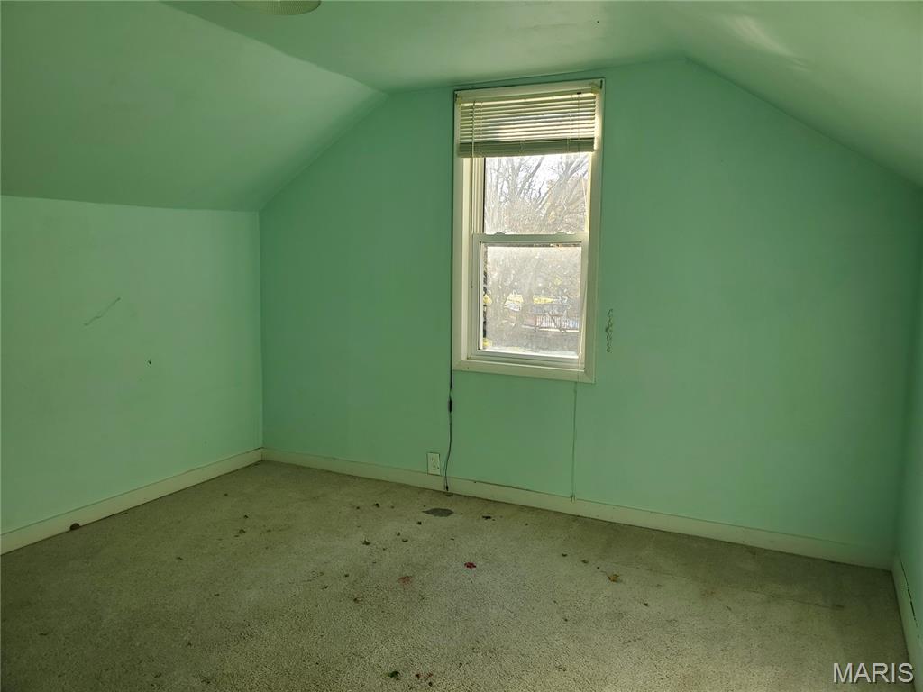 222 Buchanan Street Property Photo 18
