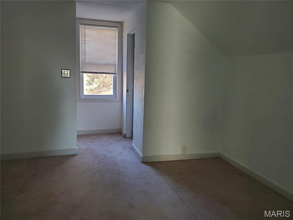222 Buchanan Street Property Photo 19