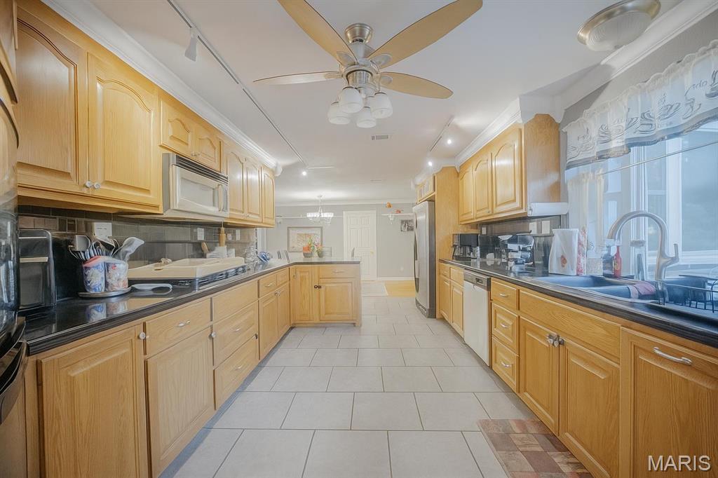 1300 Duval Drive Property Photo 9